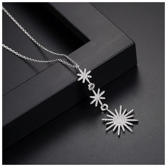 Swarovski Crystals The Seren Starburst Necklace - Picture 3 of 3